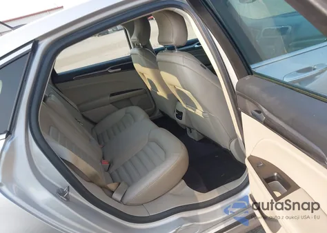 2017 Ford Fusion Se z USA, uszkodzony, nr VIN 3FA6P0HD3HR116324